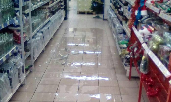 В Запорожье задержали агрессивного посетителя супермаркета