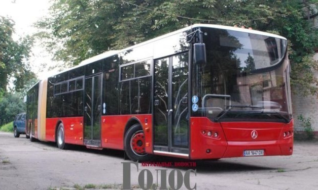 В Запорожье на маршрут вышли новые автобусы (ФОТО)