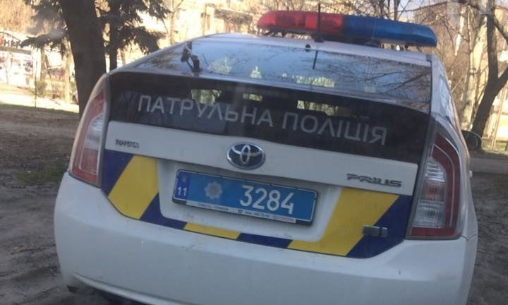 Фотофакт: В сети "прославили" полицейских-автохамов