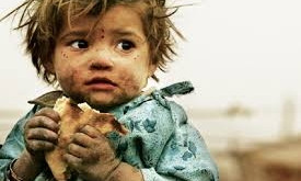 Голые и голодные: Запорожцы оставили своих детей на воспитание бомжа (ФОТО)