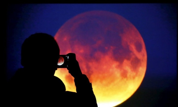 Сегодня запорожцы могут наблюдать необычную луну