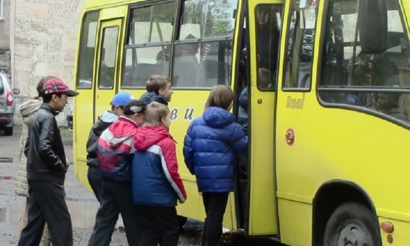 В Запорожье водитель 80 маршрута не пускал в салон льготников