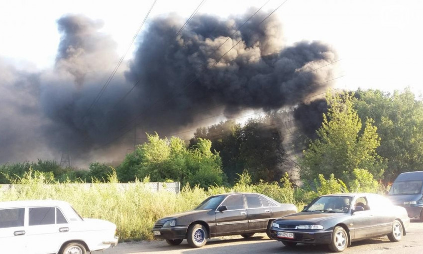 В Шевченковском микрорайоне тушили крупный пожар (ФОТО)