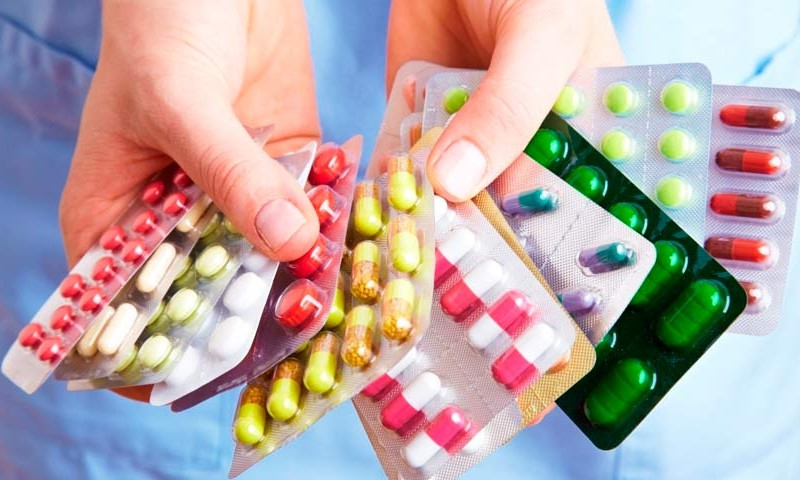 Запорожская область получила десятки тысяч медицинских препаратов