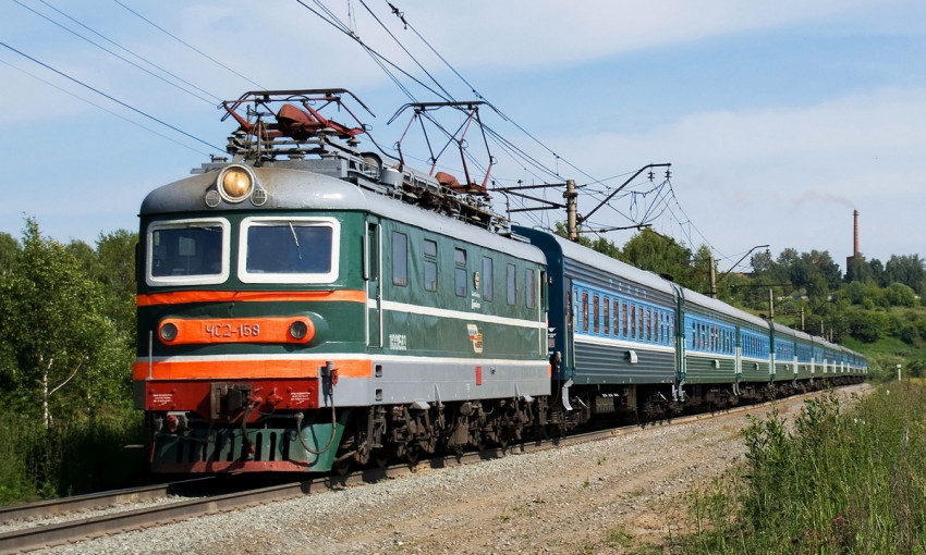 За запорожский курорт запускают дополнительные поезда