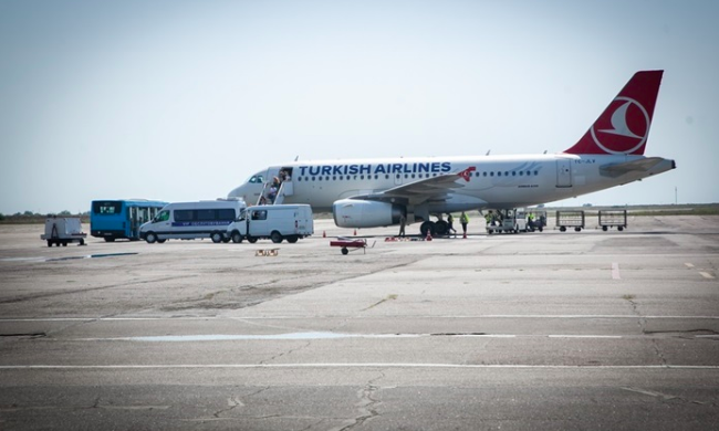 Премьер-министр проверит запорожский аэропорт