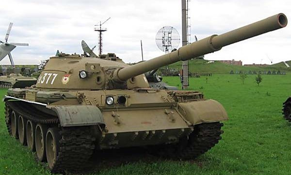 Жительница Запорожской области выставила на продажу танк Т-62