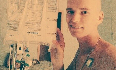 17-летний юноша борется с раком крови