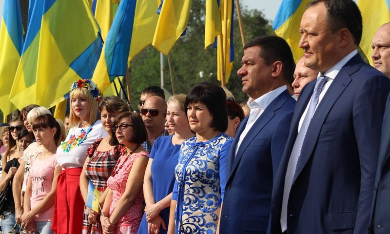 Фоторепортаж: В Запорожье начали масштабно отмечать День Независимости