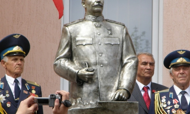 Битый Сталин в Запорожье: Откуда он взялся и как "дожил" до наших дней
