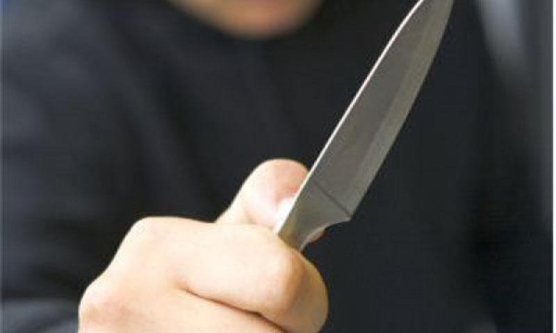 В маршрутке иностранец с ножом напал на подростка