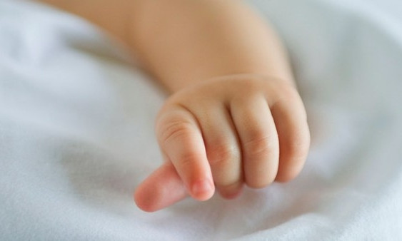 В Запорожье при загадочных обстоятельствах погиб 3-х месячный малыш