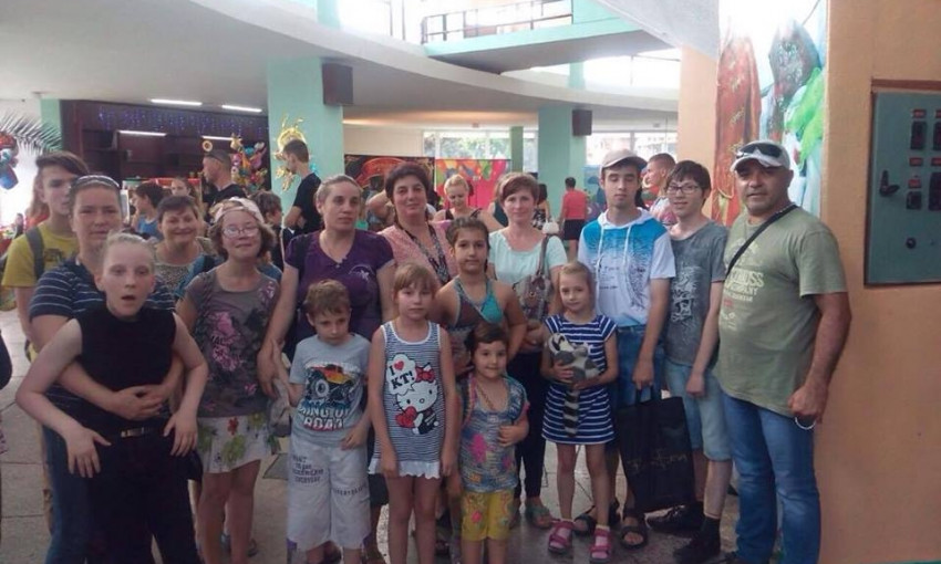 Армянская община подарила детям праздник