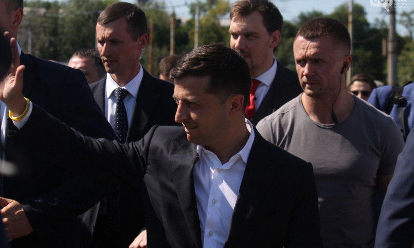 Владимир Зеленский дал мэру Запорожья три месяца на решение проблем