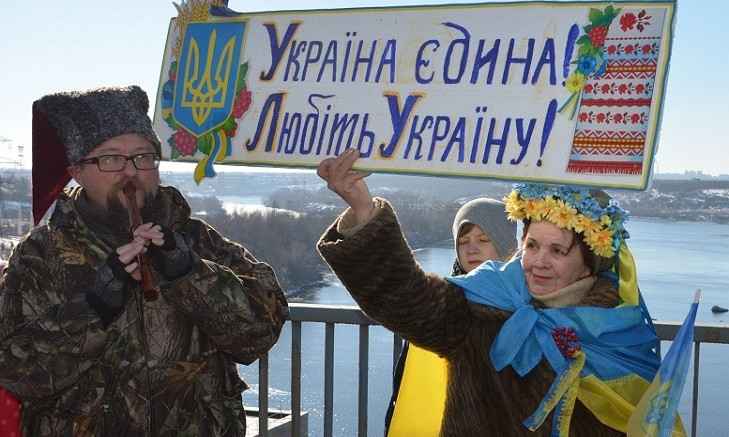 Запорожских активистов не хватило для живой цепи единения