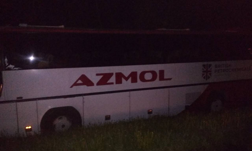 Автобус Бердянск-Москва попал в ДТП: Едва не погибли люди (ФОТО)