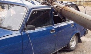 Суд обязал КП "Основание" выплатить компенсацию владельцу разбитого авто