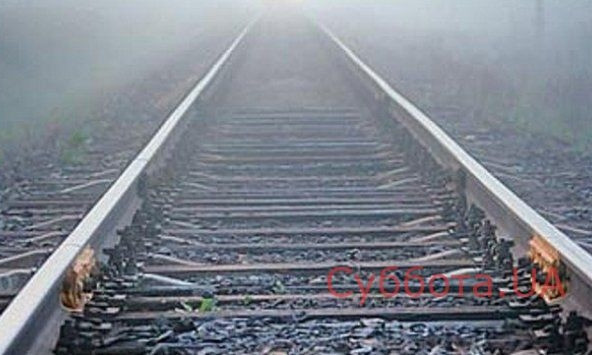 Стали известны подробности гибели женщины под поездом (ФОТО)