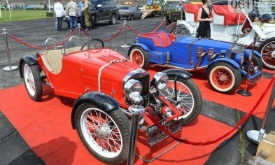 В Запорожье на Фестивальной пройдет выставка ретро-автомобилей