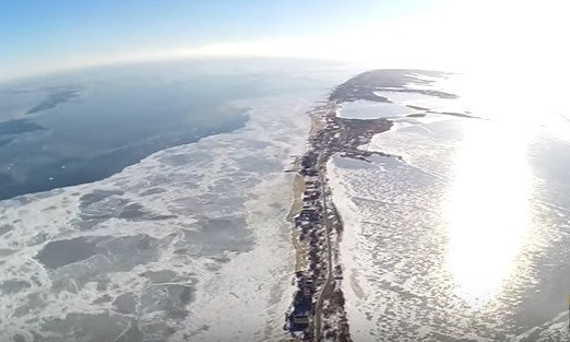 Уникальное видео зимнего побережья в Запорожской области