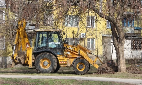 В Шевченковском районе началась генеральная уборка