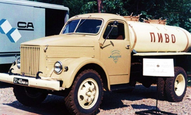 В Запорожье отреставрирован уникальный грузовик (ФОТО)