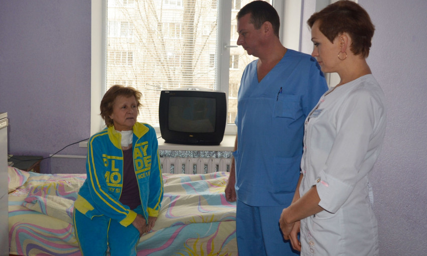 Хирурги Запорожской облбольницы призывают регулярно проверять «щитовидку»