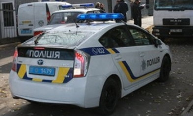 В запорожском дворе ДТП с полицейской машиной: Пострадавшая в тяжелом состоянии