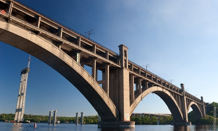 В Запорожье мост Преображенского перекроют на ремонт
