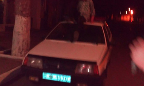 Необычный Первомай: Танцы на крыше полицейского авто