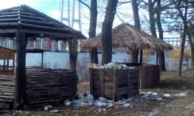 Запорожцы опубликовали фото мусорного города
