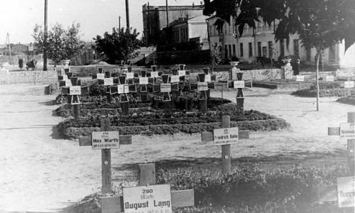 Ретро-фото: кладбище фашистов в Запорожье