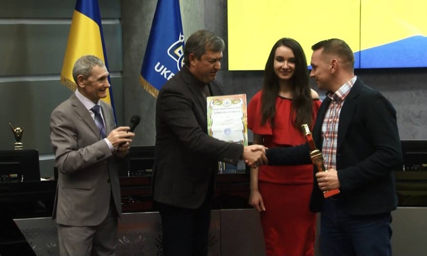 Запорожский телеведущий получил престижную награду (ФОТО)