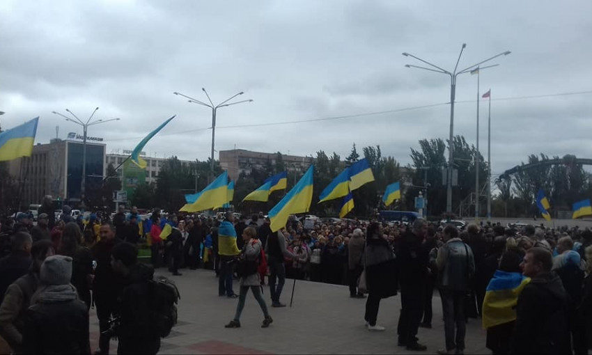 Участники запорожского Майдана приняли резолюцию с обращением к властям