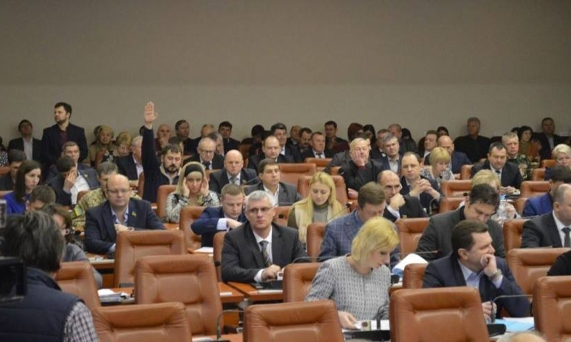 Запорожским депутатам и чиновникам придется писать диктант
