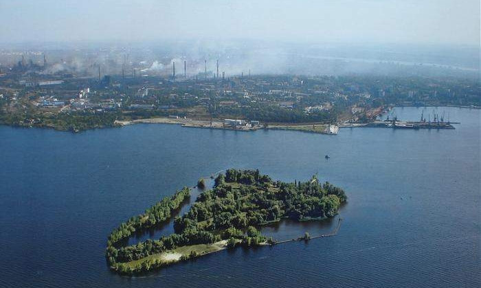 В сети появилось видео нового острова в Запорожье