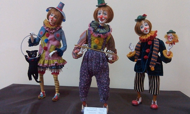 В Бердянске проходит выставка авторских кукол