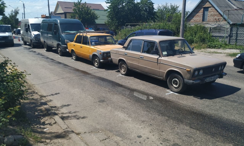 ДТП в Запорожье: Столкнулись четыре автомобиля (ФОТО)
