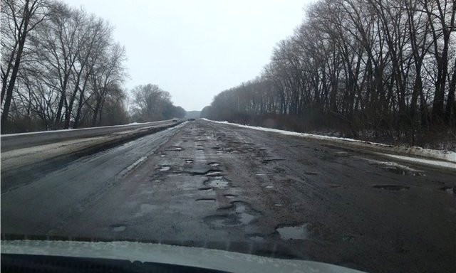 Фотофакт: Трасса "Запорожье-Бердянск" превратилась в болото