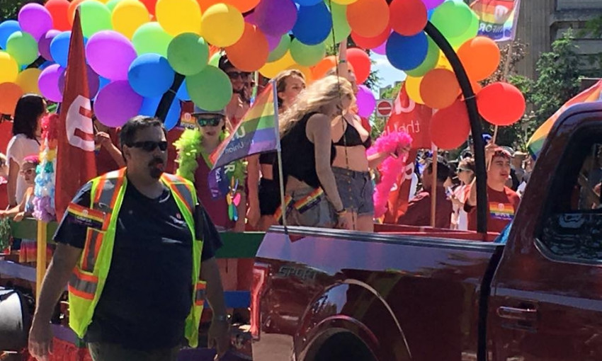 Бывший губернатор Запорожья посетил гей-парад