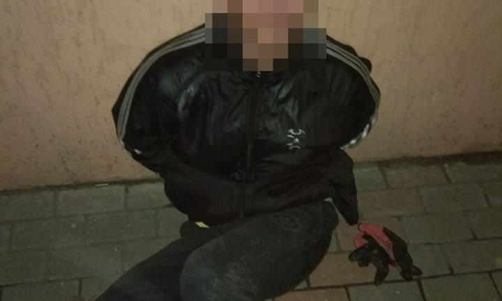 Арест не помеха: Запорожец пытался украсть велосипед из спортивного магазина