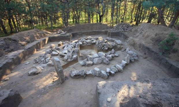 На Хортице найдено древнее святилище