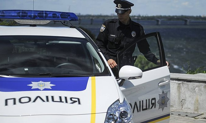 Запорожские полицейские опять разбили служебный Toyota Prius