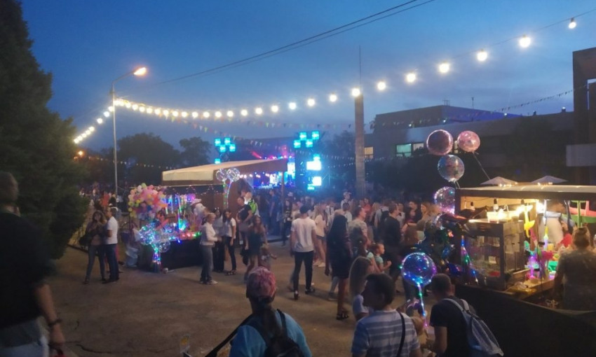 Жители Запорожья съехались на фестиваль музыки (ФОТО)