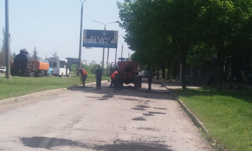 В Хортицком районе проверили качество ямочного ремонта дорог