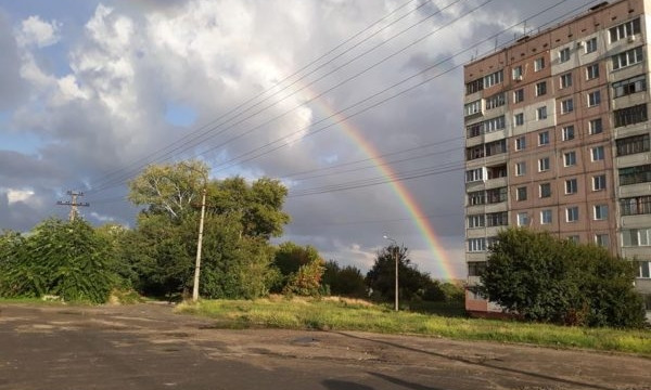 Запорожцы в сети делятся снимками удивительной радуги над городом (ФОТО, ВИДЕО)