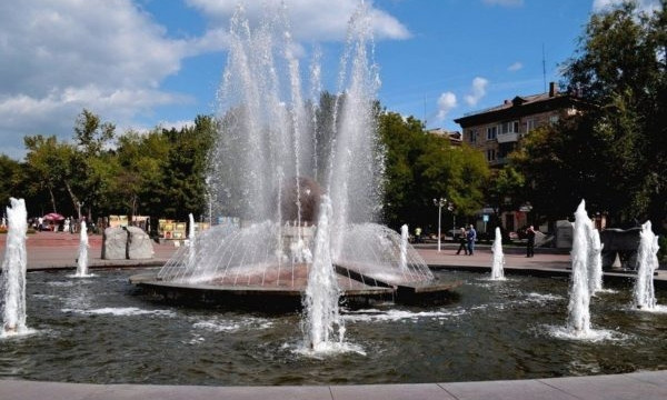 Как выглядел фонтан на площади Маяковского более сорока лет назад (ФОТО)