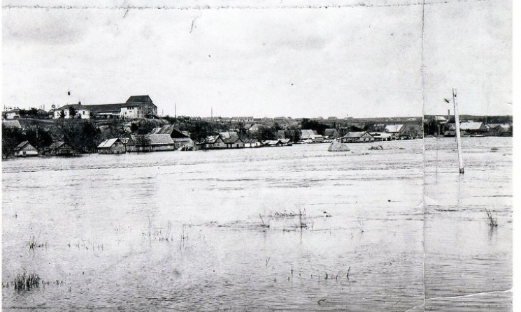 Смотрите: уникальные фото затопленного запорожского поселка