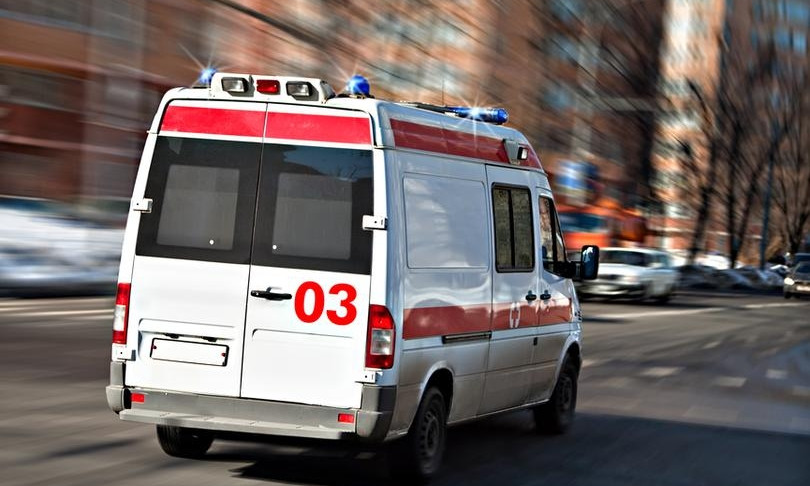 В Хортицком районе пешеходу сломал ногу водитель иномарки