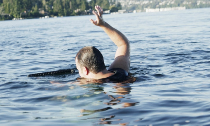 Курьезы: Пьяный отдыхающий попытался переплыть Азовское море
